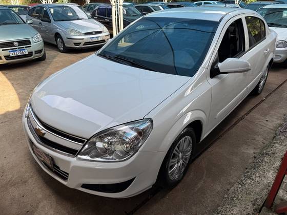 CHEVROLET VECTRA 2.0 MPFI EXPRESSION 8V FLEX 4P MANUAL